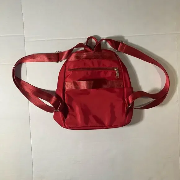 Yuesite NWOT Backpack Bag Nylon Color Maroon with Gold Zippers Hidden Pockets - Picture 5 of 9